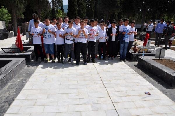 Soma faciası anısına resim sergisi yapıldı 5