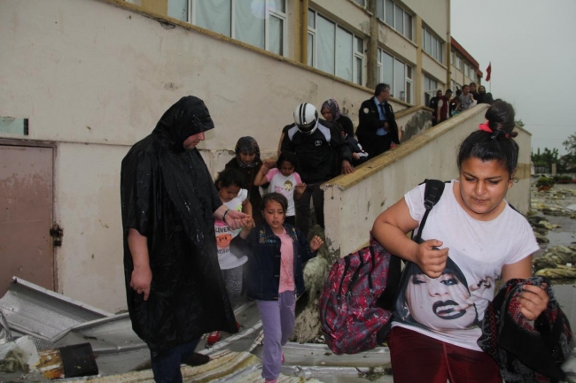 Fırtına Marmara'yı vurdu 28