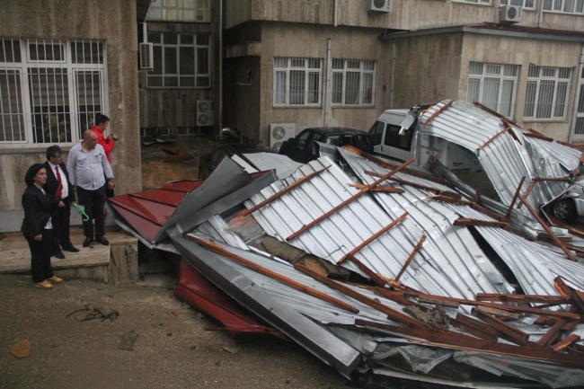 Fırtına Marmara'yı vurdu 26