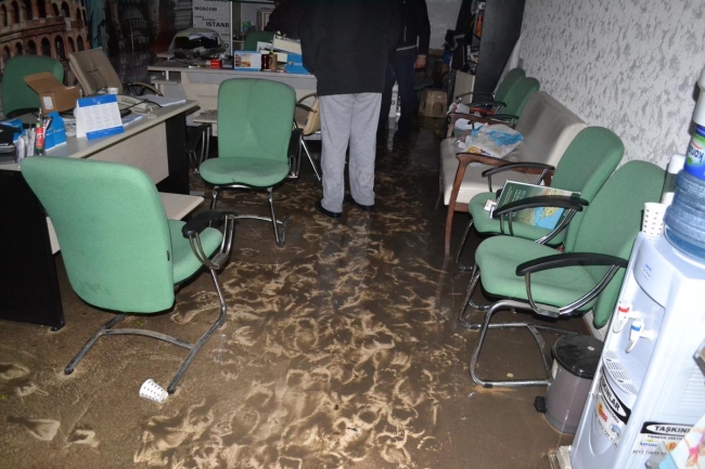 Fırtına Marmara'yı vurdu 10