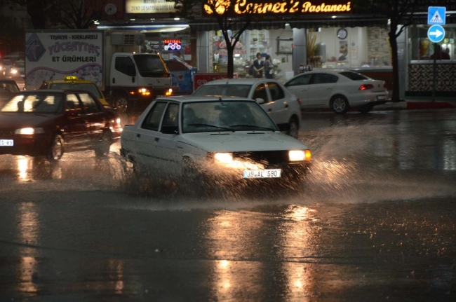 Fırtına Marmara'yı vurdu 13