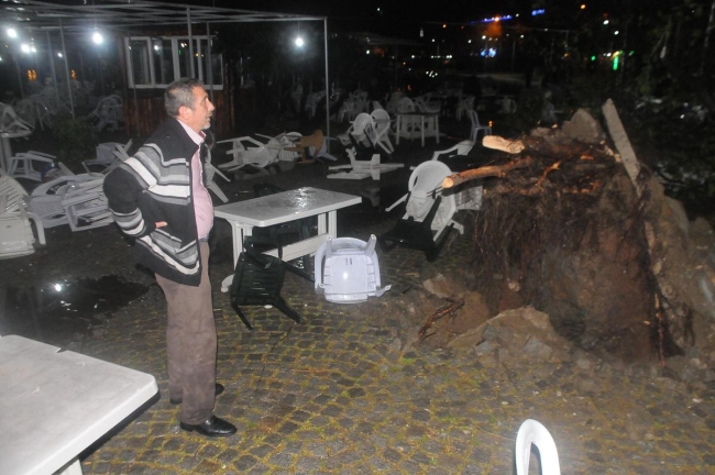 Fırtına Marmara'yı vurdu 1