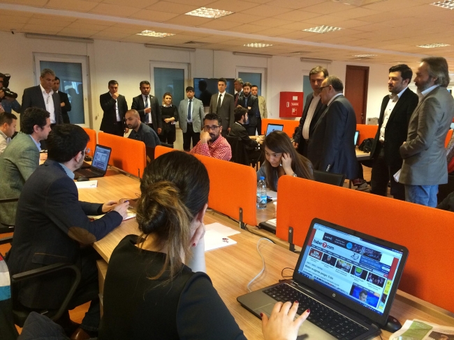 Ak Parti seçimi "Dijital Ofis"den yönetecek 7