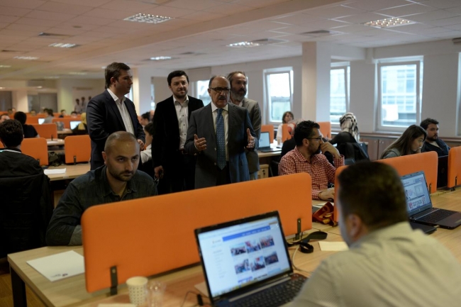 Ak Parti seçimi "Dijital Ofis"den yönetecek 2