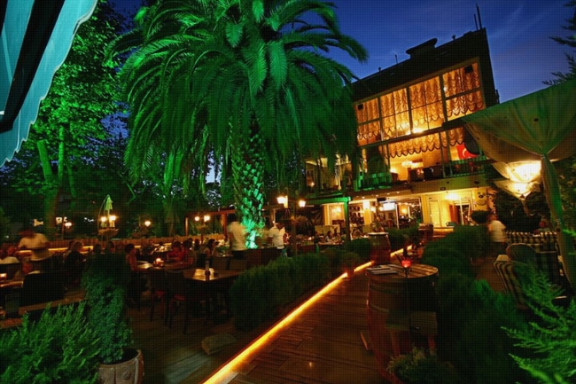 Annelere şehrin dört bir yanından ziyafet sofraları 7