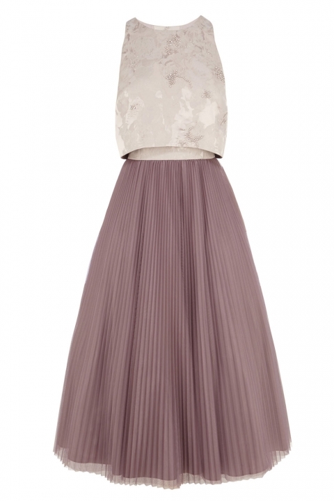 En zarif ve şık mezuniyet kıyafetleri rehberi 16