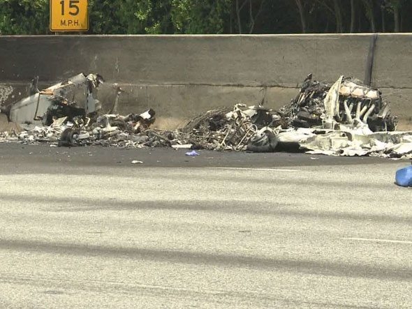 Otoyola çakıldı! 5