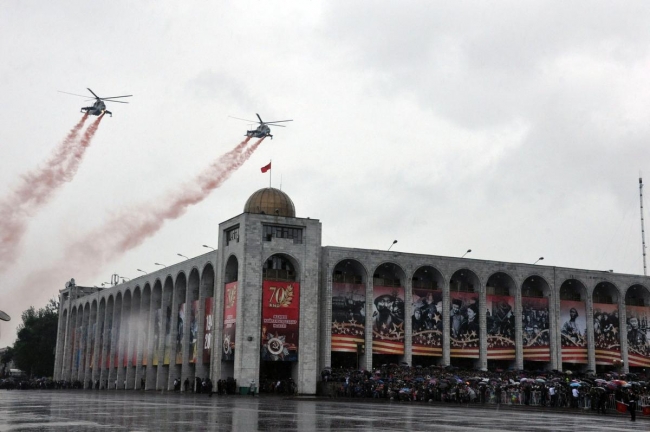 Kızıl Meydan'da gövde gösterisi 9