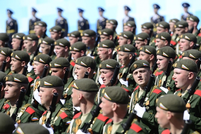 Kızıl Meydan'da gövde gösterisi 23