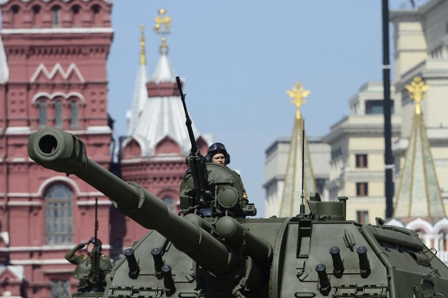 Kızıl Meydan'da gövde gösterisi 30