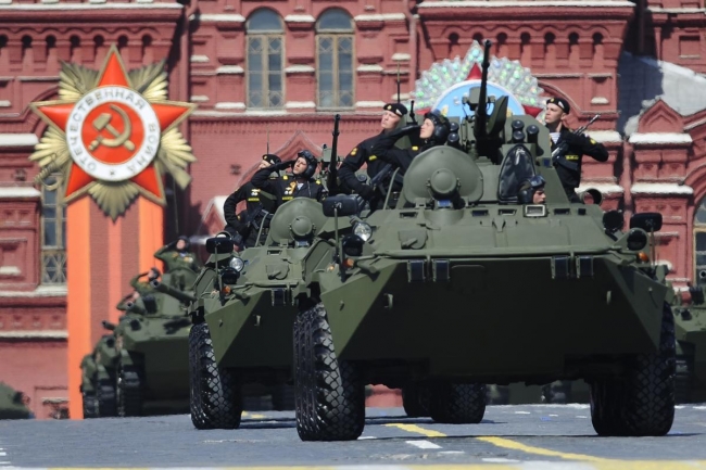 Kızıl Meydan'da gövde gösterisi 46