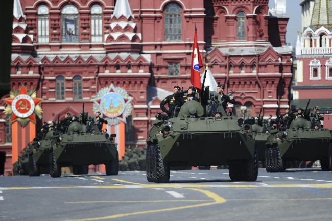 Kızıl Meydan'da gövde gösterisi 47