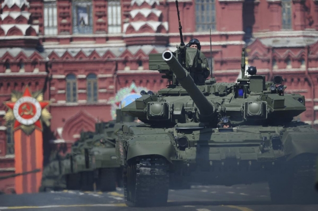 Kızıl Meydan'da gövde gösterisi 50