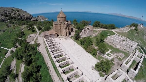 İnanç turizm merkezi: Van 17