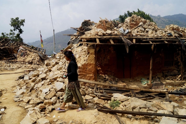 Nepal'de felaketin izleri sürüyor 3