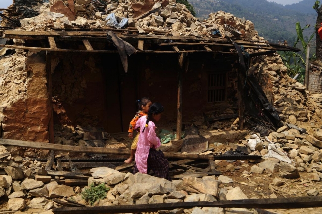 Nepal'de felaketin izleri sürüyor 5