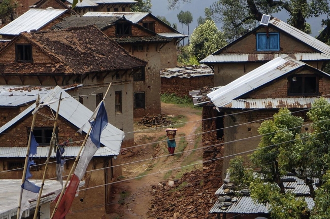 Nepal'de felaketin izleri sürüyor 16
