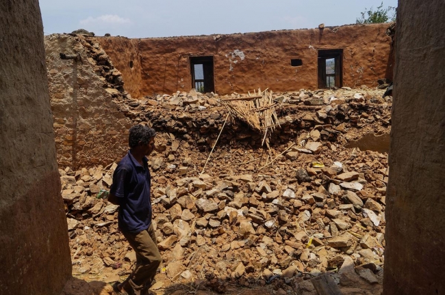 Nepal'de felaketin izleri sürüyor 28