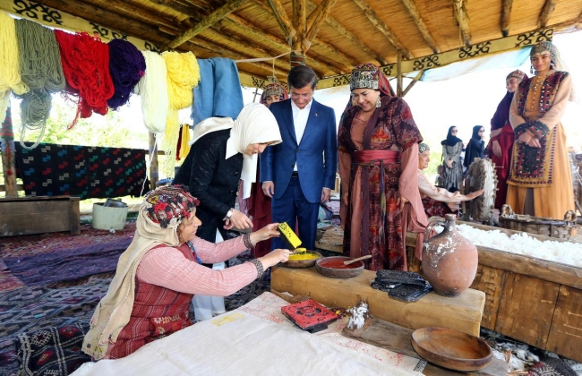 Davutoğlu'yla 'Diriliş' 3