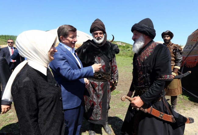 Davutoğlu'yla 'Diriliş' 14