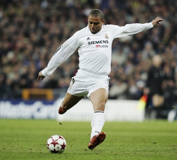 Futbol tarihinin en pahalı transferleri 1