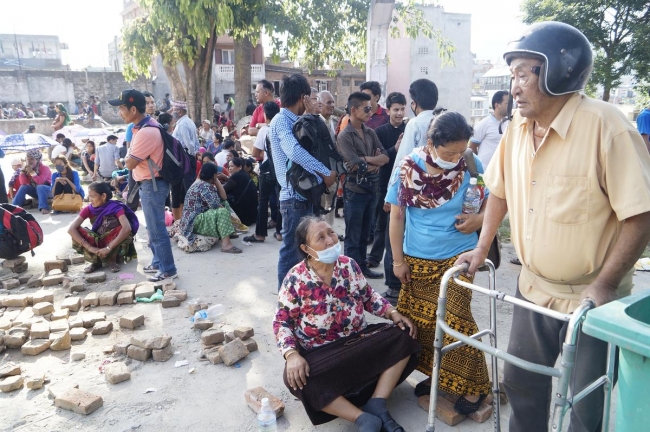 Nepal'de kabus geri döndü 35