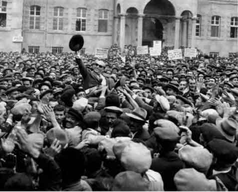 Ve şapkasını alıp gitti... 7