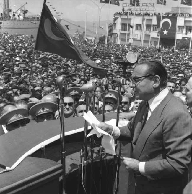 Demokrasiye darbe: 27 Mayıs 1960 1