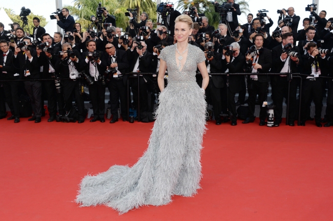 Kırmızı halıda Cannes şıklığı 2