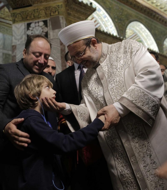 Mescid-i Aksa kalbimizde yaradır 23