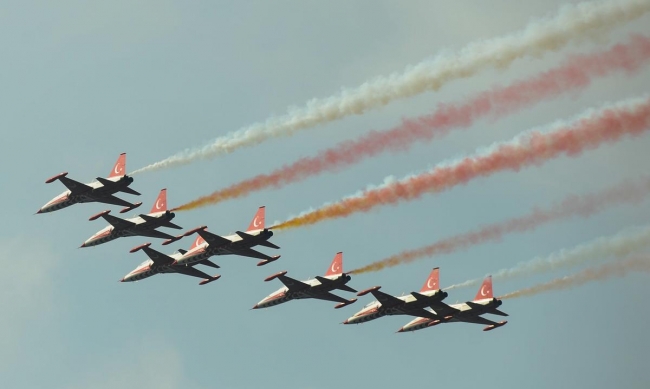 Gökyüzünde "Türk Yıldızlar" şovu... 3