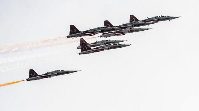 Gökyüzünde "Türk Yıldızlar" şovu... 6