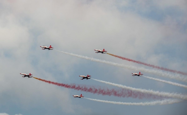 Gökyüzünde "Türk Yıldızlar" şovu... 17