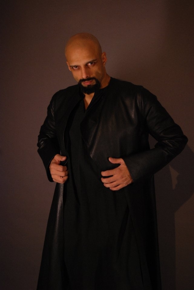 Survivor Hasan kimdir? 14