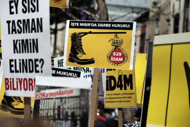 Her yer Rabia her yer Mursi 9