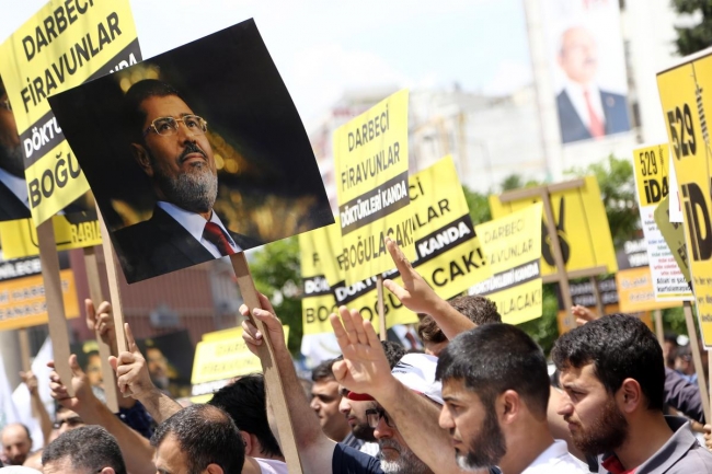 Her yer Rabia her yer Mursi 10