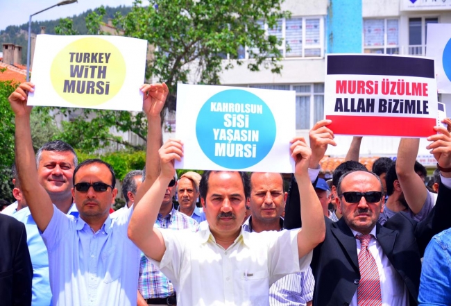 Her yer Rabia her yer Mursi 3