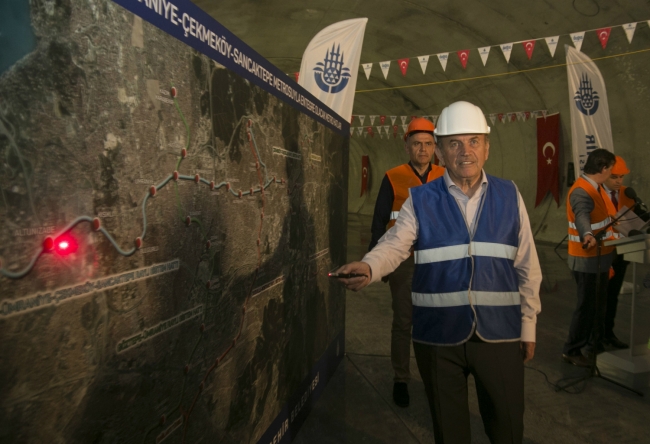 Başkan metroya indi 1