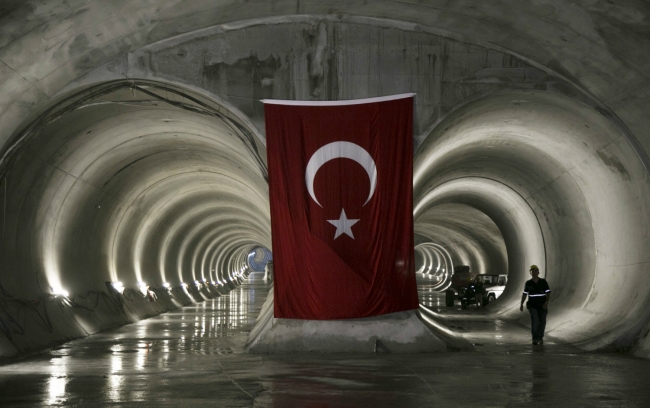 Başkan metroya indi 11