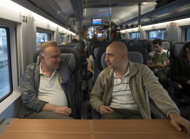 Çok yüksek hızlı tren setleri sefere başladı 6