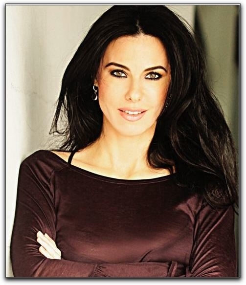 Defne Samyeli kimdir? 2