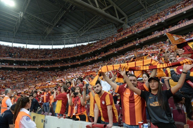 Herkes Galatasaray'a selam durdu 8