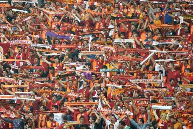 Herkes Galatasaray'a selam durdu 19