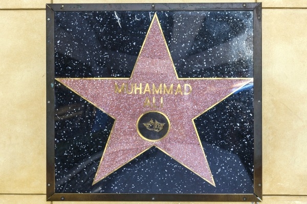 Ben peygamber adı taşıyorum adımı kaldırıma yazdırmam... 8