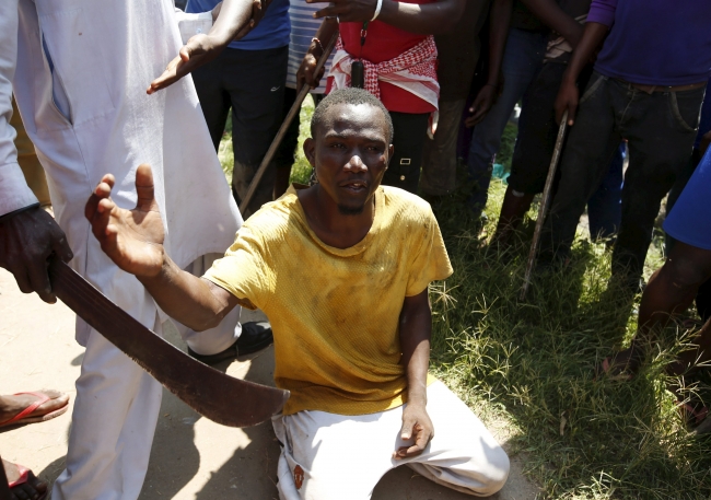 Burundi'de ölüm sokaklarda kol geziyor 7