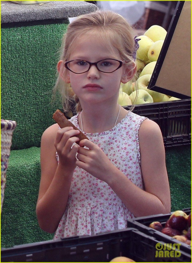 Ünlülerin çocukları hık demiş burnundan düşmüş! 6