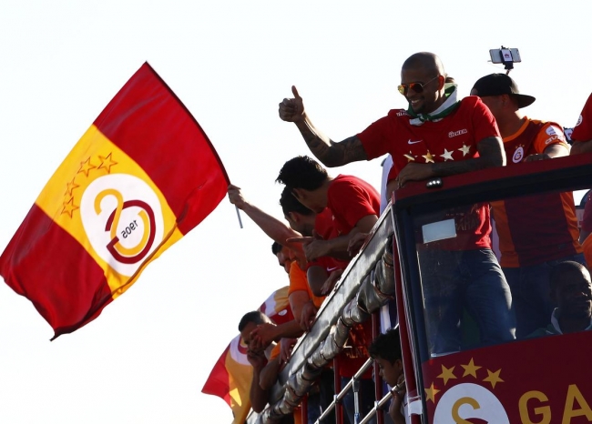 Galatasarayimizin 4 Yildizli Logosu 81 Aslanlar Cizim Aslan Kral