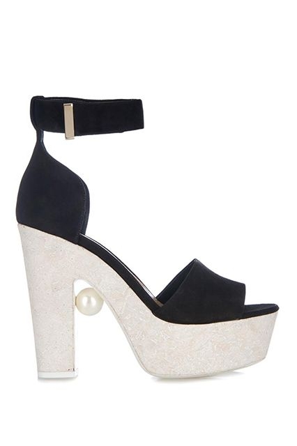 Bu yaz ünlüler gibi görünmek için 14 stil önerisi 13