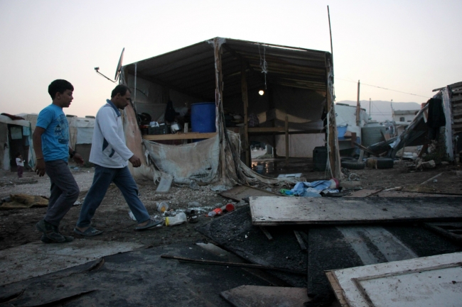 Suriyeli sığınmacıların kampında yangın: 6 ölü 5