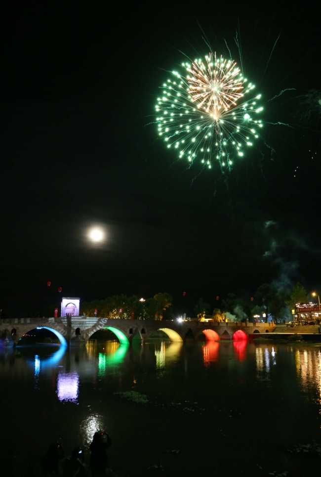 Tunca Köprüsü aydınlandı 11